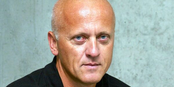 Připravujeme na prosinec: Přednášku a diskuzi s JANEM HNÍZDILEM v Parkhotelu v Plzni